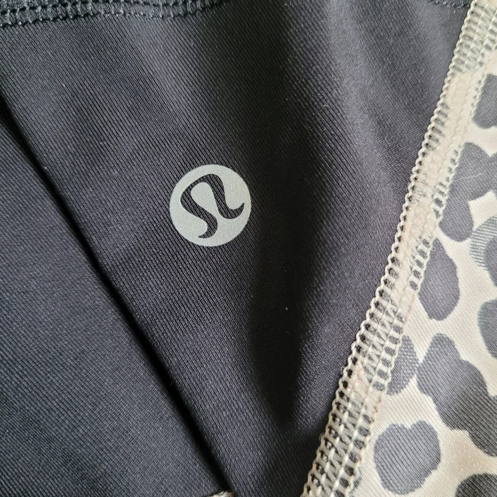 Lululemon black and tan cropped leopard cheetah animal print leggings